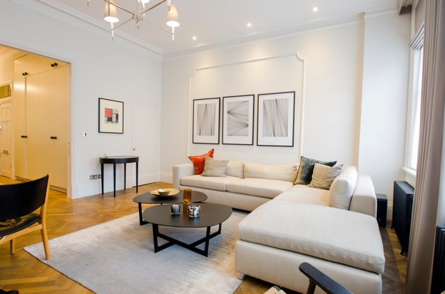 07-pont-street-image